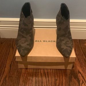 Womens camouflage booties